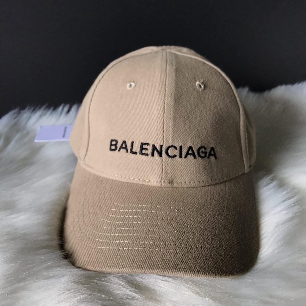Balenciaga Classic Logo Hat